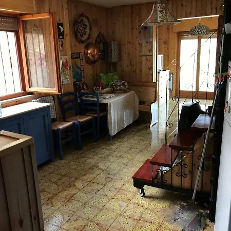 펜션 Villaggio Palumbo Sila - 코트로네이