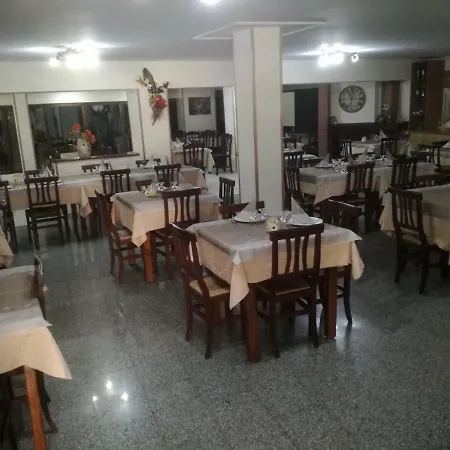 펜션 Villaggio Palumbo Sila - 코트로네이